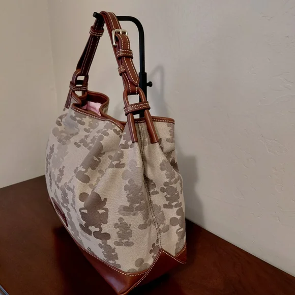 Dooney & Bourke Disney Parks Tonal Mickey Mouse Shoulder Bag - Champsac - Picture 6 of 15